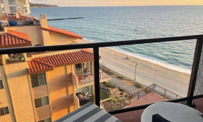 South Redondo Apartment | Discover Your Oceanfront Oasis with Family-Friendly Amenities