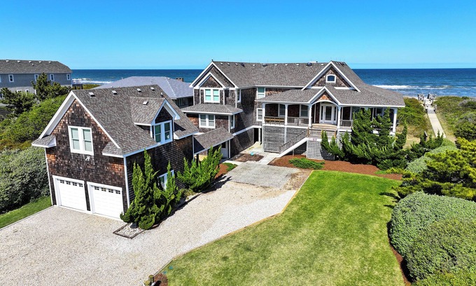 Southern Shores House | Oceanfront Bliss at SS10, The Russell Cottage with Pool
