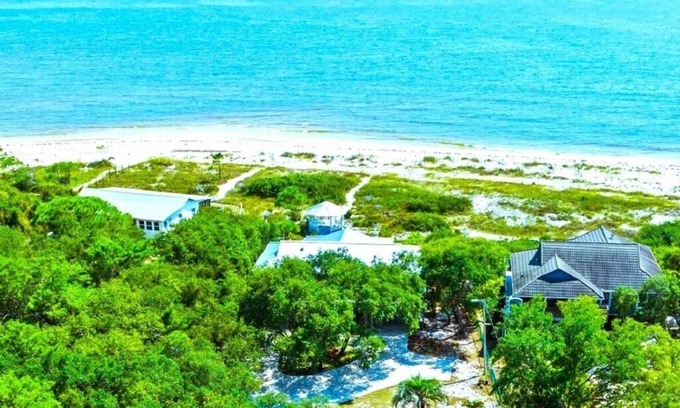 Alligator Point House | Oceanfront Retreat with Hot Tub and Dog-Friendly Beach