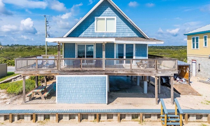 South Ponte Vedra Beach House | Cozy Twilight Beach Shack: Oceanfront Retreat with 9.8 Rating