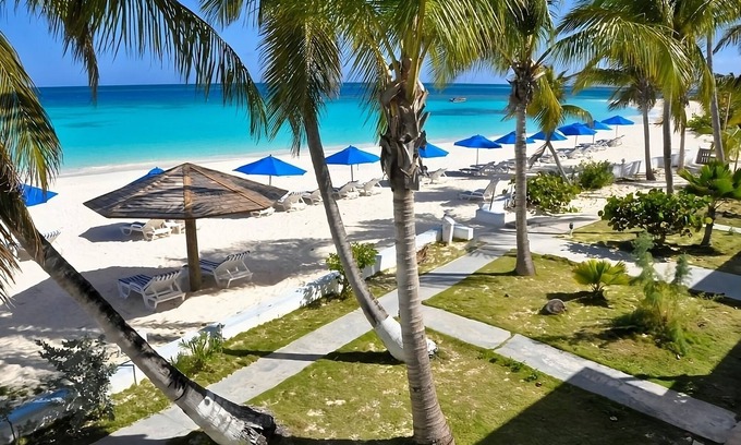 Shoal Bay House | Oceanfront Getaway: Kitchen, Pool & Spa Await You!