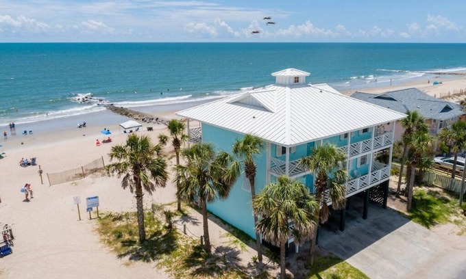 Edisto Island House | Oceanfront Escape at Island Manor - Rated 10/10 by Guests