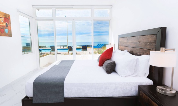La Paloma Villa | Beachfront Villa Amor: Guest Rated 10/10 with Pool & Spa