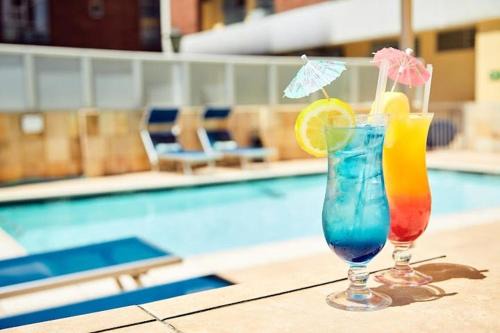 North Beach Apartment | Oceanic Unit 122: Beachfront Bliss with Pool & Ocean Views
