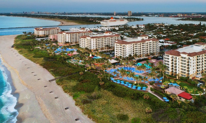 Palm Beach Shores Resort | Oceanside Retreat: 2 Bedroom at Marriott's Ocean Pointe
