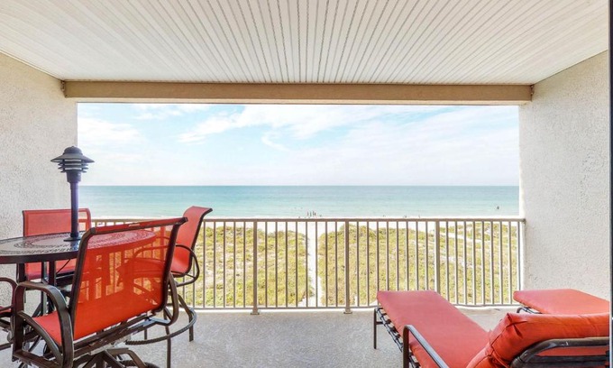 Independence Square Apartment | Oceanside 305: Oceanfront Haven with Pool & Hot Tub