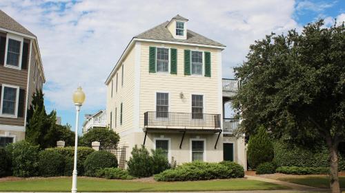 Buck Island House | Family-Friendly Retreat at BU20, Eagle with Hot Tub Access
