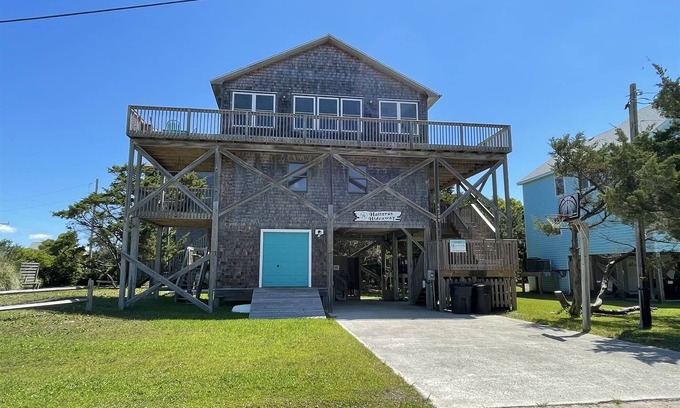 Frisco Cottage | Discover Hatteras Hideaway: Ocean View Retreat in Frisco
