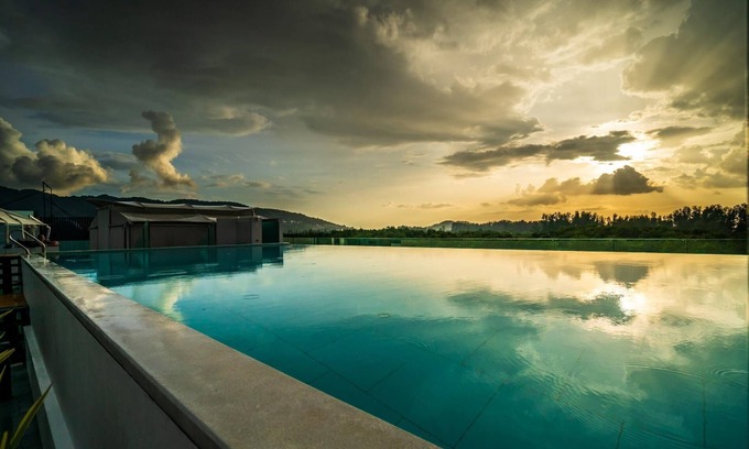 Bang Tao Apartment | Modern Condo at Oceanstone Steps from BangTao Beach