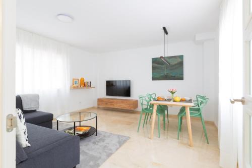 Las Acacias Apartment | Beachfront Bliss at OceanVibe Loft - Rated 9.8/10!