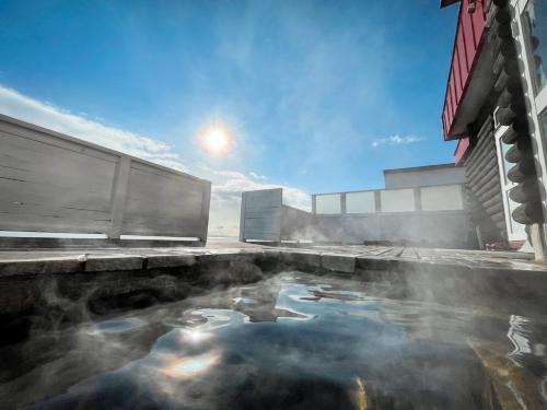 Shiraoi Hotel | Relax at Oceanview 貸別荘Hosuikan with Hot Tub & Breakfast