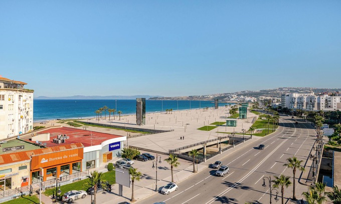 Malabata Apartment | Exceptional Beach Apartment with Balcony & Ocean View