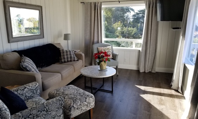 Morro Bay Cottage | Oceanview Cottage: Breathtaking Views & Golf Course Access