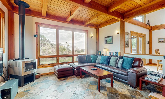 Sea Ranch House | Oceanview Retreat with Decks, Pool Access & Full Kitchen