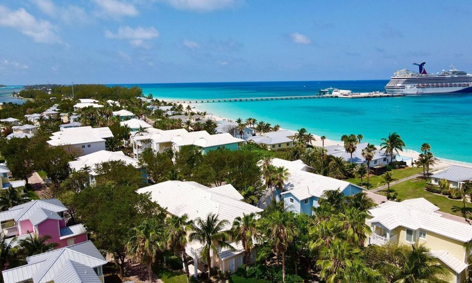 Alice Town Villa | Oceanview Condo "Sunny Daze": Guest Rated 9.8 with Pool