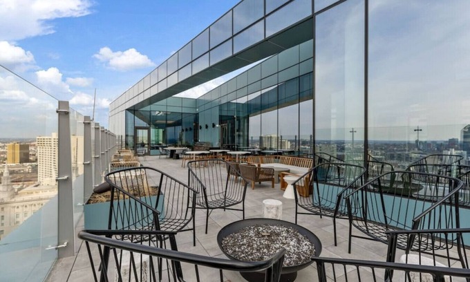 Logan Square Apartment | Discover OCS 1908: Center City Apt with Gym & Pool Access