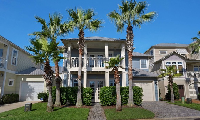 Emerald Waters Village House | Prime Location with Free Beach Service & Oceanfront Views!