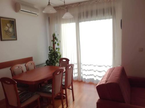 Zagreb Apartment | Explore Zagreb: Pet & Child Friendly Retreat Rated 9.7/10