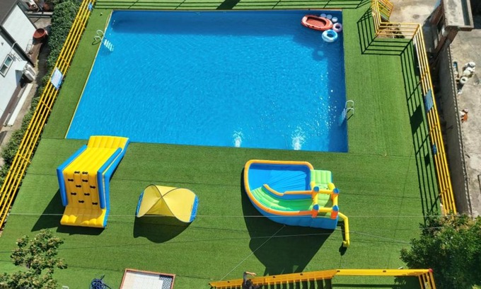 Irun-myeon Apartment | Oedo Palace: Pet-Friendly Oceanfront Retreat with Pool