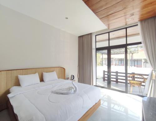 Banjarnegara Hotel | Oemah Tahu Banjarnegara Resto and Resort Mitra RedDoorz
