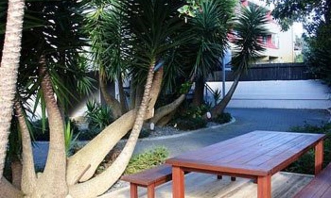 Epsom Hotel | Inviting Off Broadway Motel: Family-Friendly & Accessible Stay