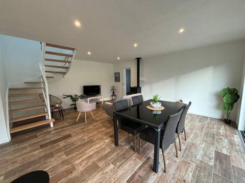 Concarneau House | Family-Friendly Retreat with 4-Star Comfort, Rated 9/10