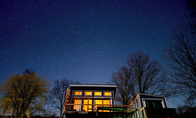 Town of Broome Cabin | Unique Stargazing Tiny Home with Mountain Views & Wi-Fi
