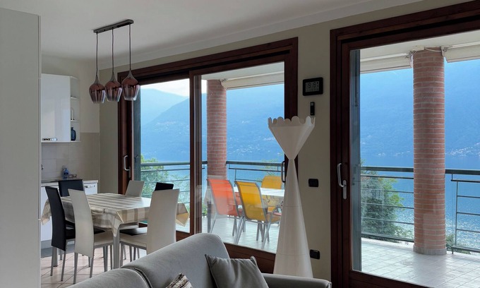 Tronzano Lago Maggiore Apartment | Stunning Lake Maggiore Views - Guest Rated 9.8, Family Friendly