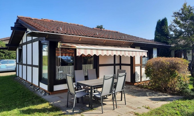 Ofingen House | Family-Friendly Retreat at Ofi-48 - Feriendorf Öfingen