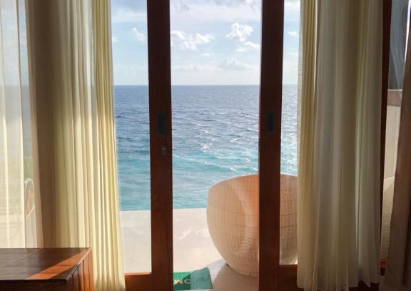 Penida Island Hotel | Oceanfront Bliss at Ogix Cliff Paradise - Rated 9/10
