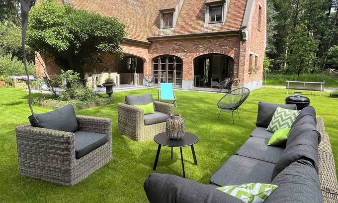 Knesselare Apartment | Oh Deer - cozy vacation apartment in the middle of nature