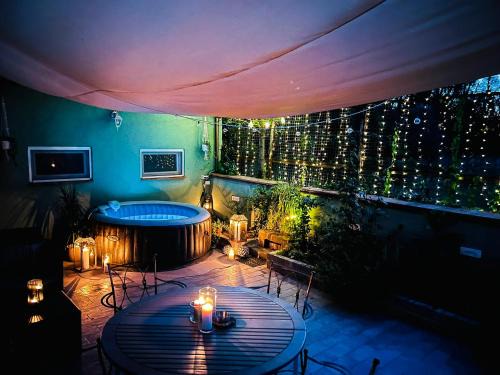 Isolotto Apartment | Guest Rated 10/10: Ohana Florence Suite with Spa Amenities