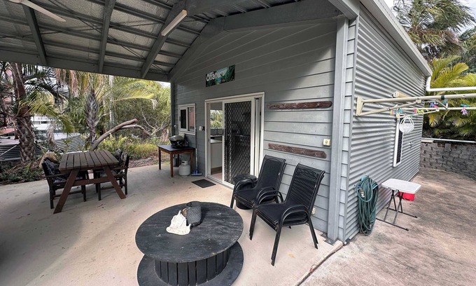 Agnes Water Cabin | Family-Friendly Oceanview Retreat: Guest Rated 9.8