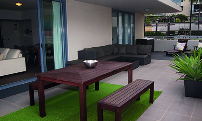 Burleigh Heads Apartment | Ocean View Bliss at Ohana, Swell Resort Burleigh