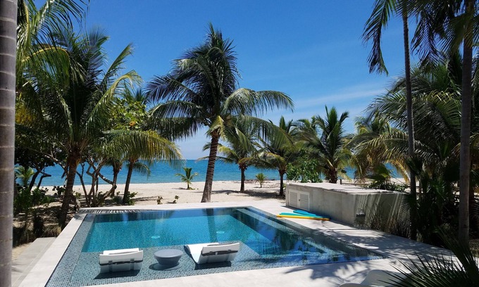 Placencia Villa | Beachfront Bliss at OHANA - PIKNI with Ocean Views & Spa