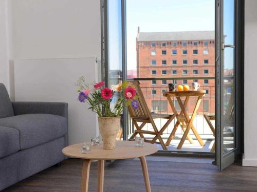 Wismar Hotel | Family-Friendly Ohlerich Speicher App_ 10 with Top Ratings