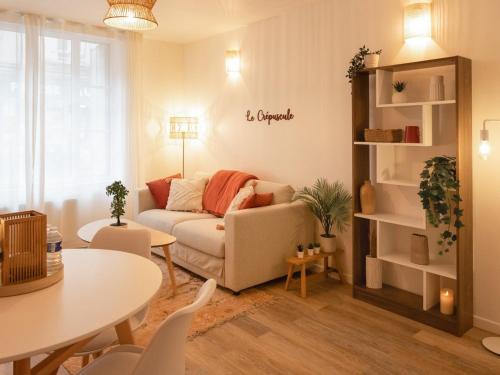 Villenauxe-la-Grande Apartment | Enchanting Le Crépuscule: Family-Friendly with Easy Access