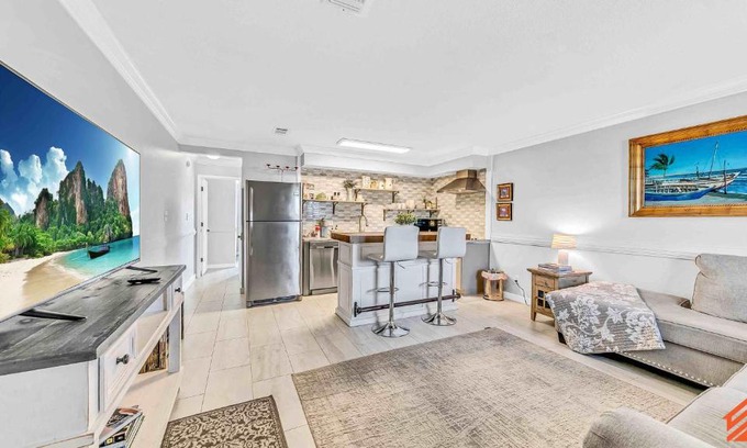 Fort Walton Beach House | Pet-Friendly 1BR Condo on Beautiful Okaloosa Island