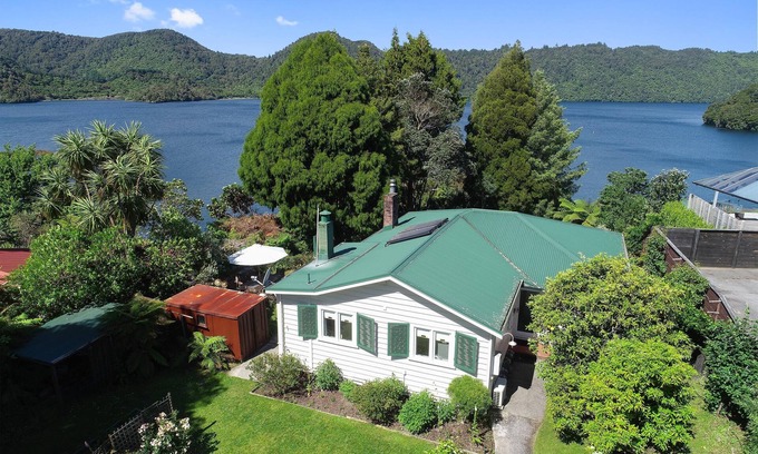 Lake Okareka House | Okareka Lakefront: Four Bedroom House with Breathtaking Views