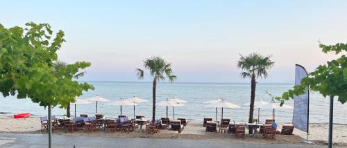Nea Propontida Apartment | Beachfront Bliss at Okkio Sea View with Private Beach Access