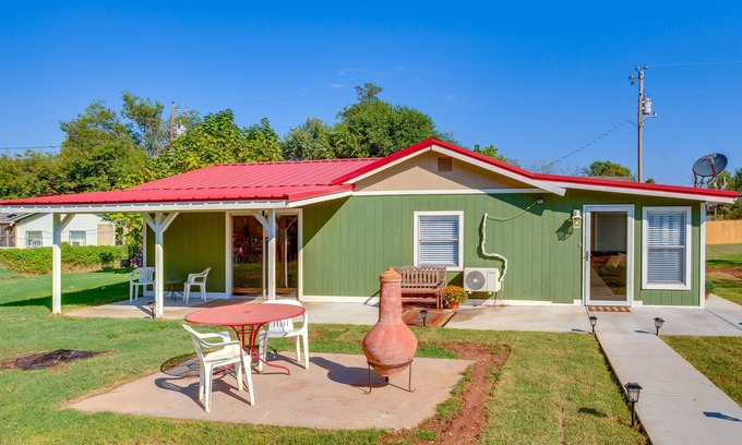 Fort Cobb House | Top-Rated Oklahoma Home by Lake with Patio and Grill