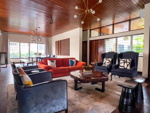 Kumasi Villa | Family-Friendly Retreat at Okodee Villa for Memorable Stays