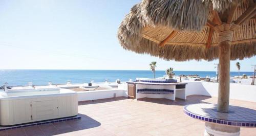 Almont House | Olas Altas