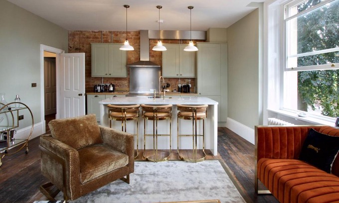 Stamford Apartment | Explore Old Bank Apartments - Family-Friendly Getaway