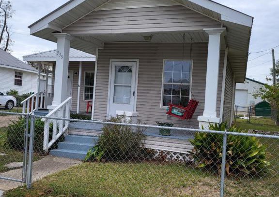Biloxi House | Beachside Retreat: Rest, Relax and Enjoy Biloxi's Shores