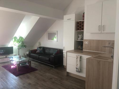 Heidelberg City Centre Apartment | Scenic Old Bridge View Apartment with Family-Friendly Amenities