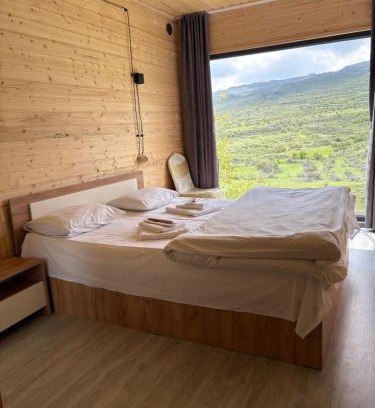 Byurakan House | Kid-Friendly Old Byurakan Guest House with Kitchen Access