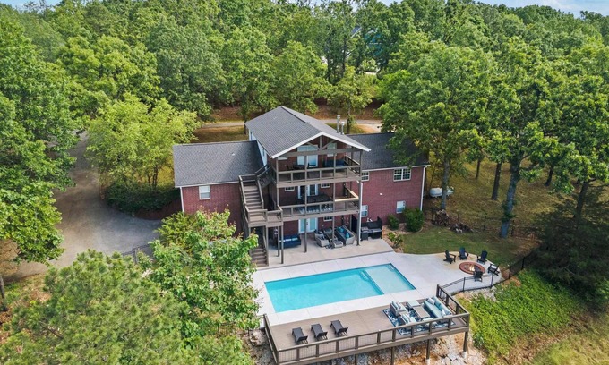 Rogers House | Discover Old Campbell Cove: Pool, Hot Tub & Lake Views