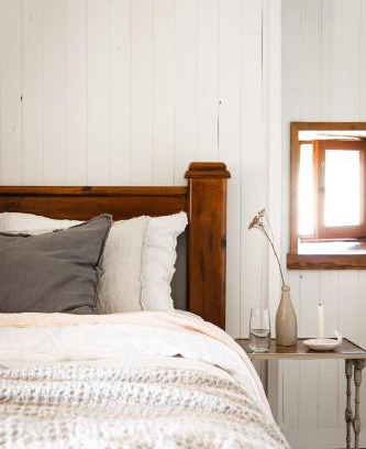 Jindabyne Ski Chalet | Historic Old Cobbin Homestead in the Snowy Mountains