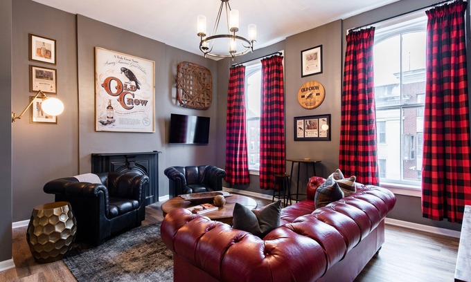 Versailles Hotel | Top-Rated Old Crow Suite at The Woodford Hotel Awaits You
